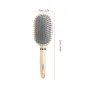 Brosse démêlante rose avec coussin d’air – massage du cuir chevelu Brosse démêlante rose avec coussin d’air – massage du cuir chevelu