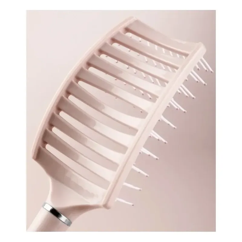 Puderrosa Haarbürste – Ansatzlifting, Styling & Kopfhautmassage